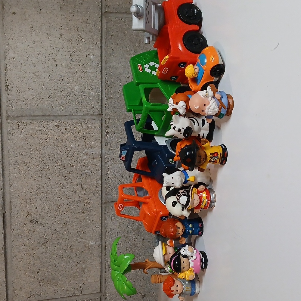 Fisher Price Little People Lot 18 Figures And Pieces Mixed Replacements Vehicles